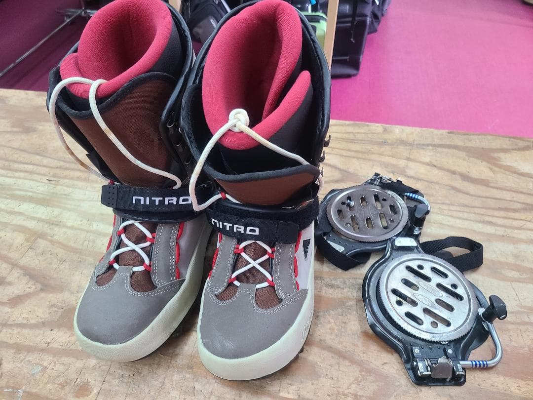 スノーボード 29 NITRO CLICKER 楽天市場】ステップインセット ナイトロ スノーボード NITRO SELECT