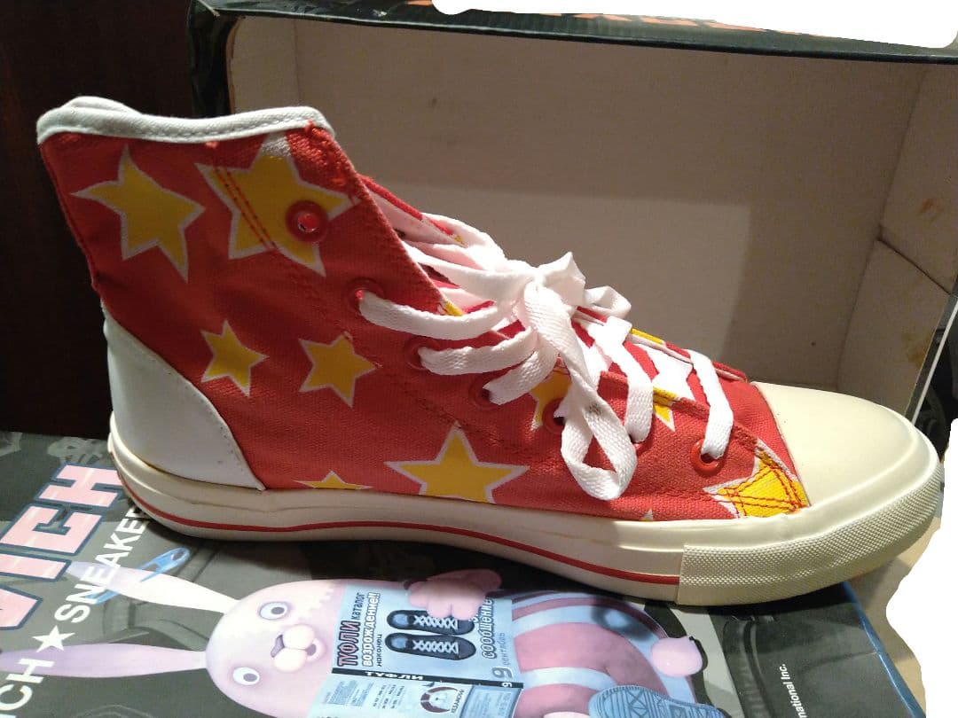 キ*ノ様 【レア】ウサビッチ スニーカー - メルカリ