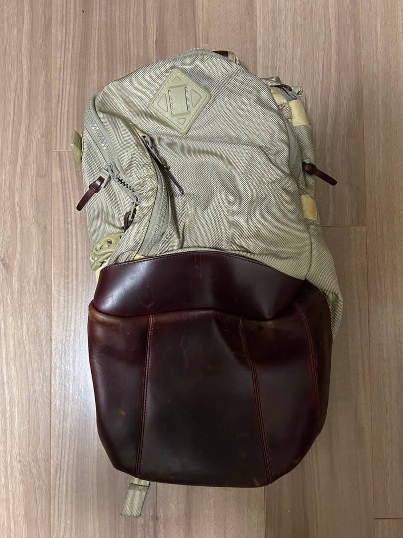 VISVIM ビズビム BALLISTIC BEIGE - メルカリ