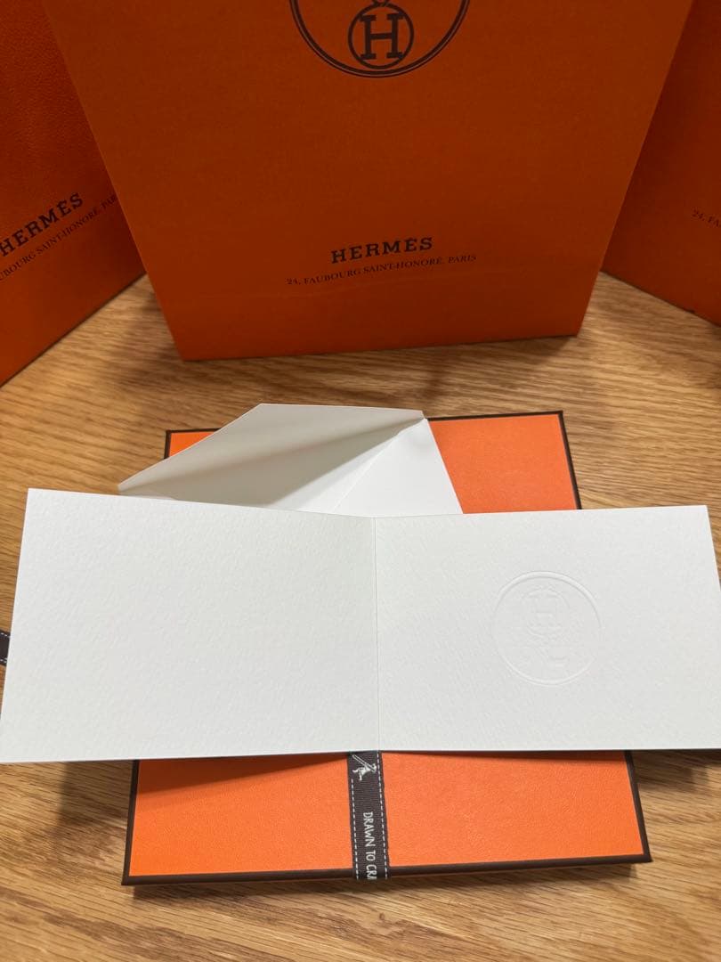 新品　HERMÈS エルメス　カレ・タオル 《カバン》　青