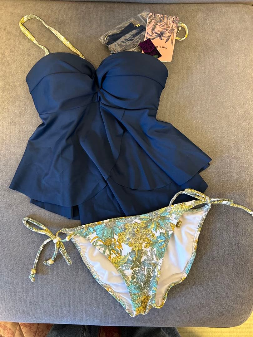 新品未使用　三愛水着　sanai resort 9M San-ai Resort 三愛水着楽園 水着 ノンワイヤー水着 9M「San-ai Resort