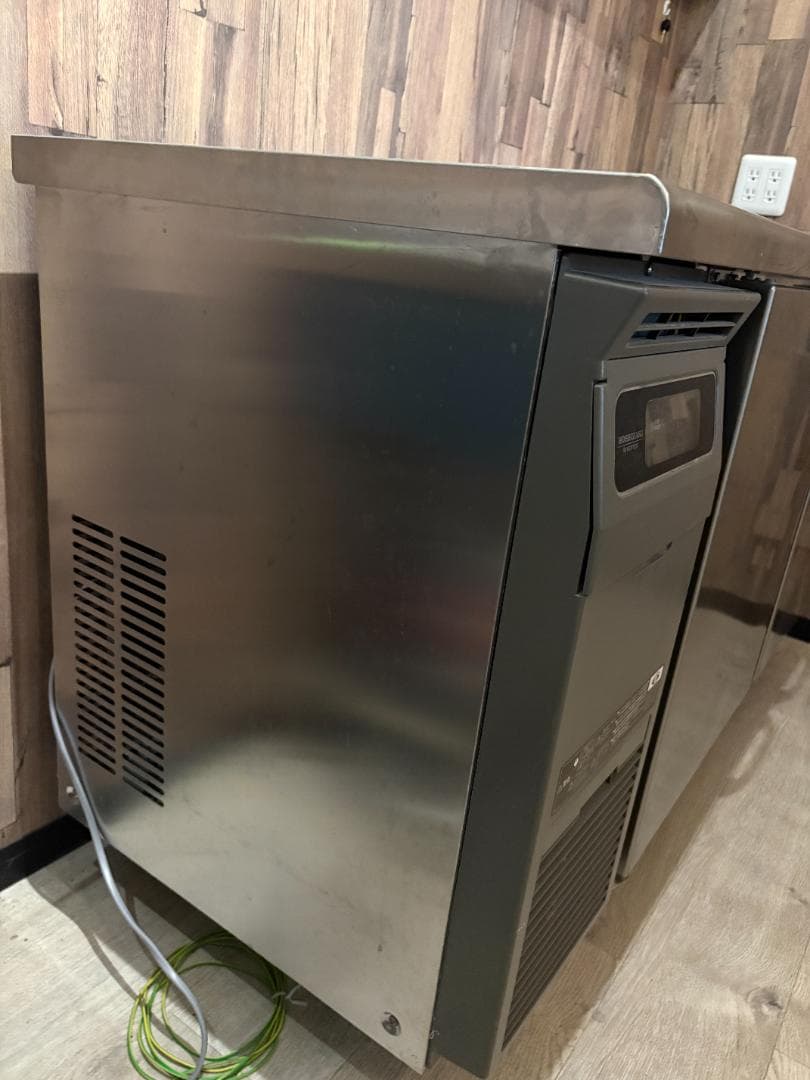 nishi様専用 業務用テーブル型冷凍庫 美品 FT-150SNG 兵庫県 - メルカリ