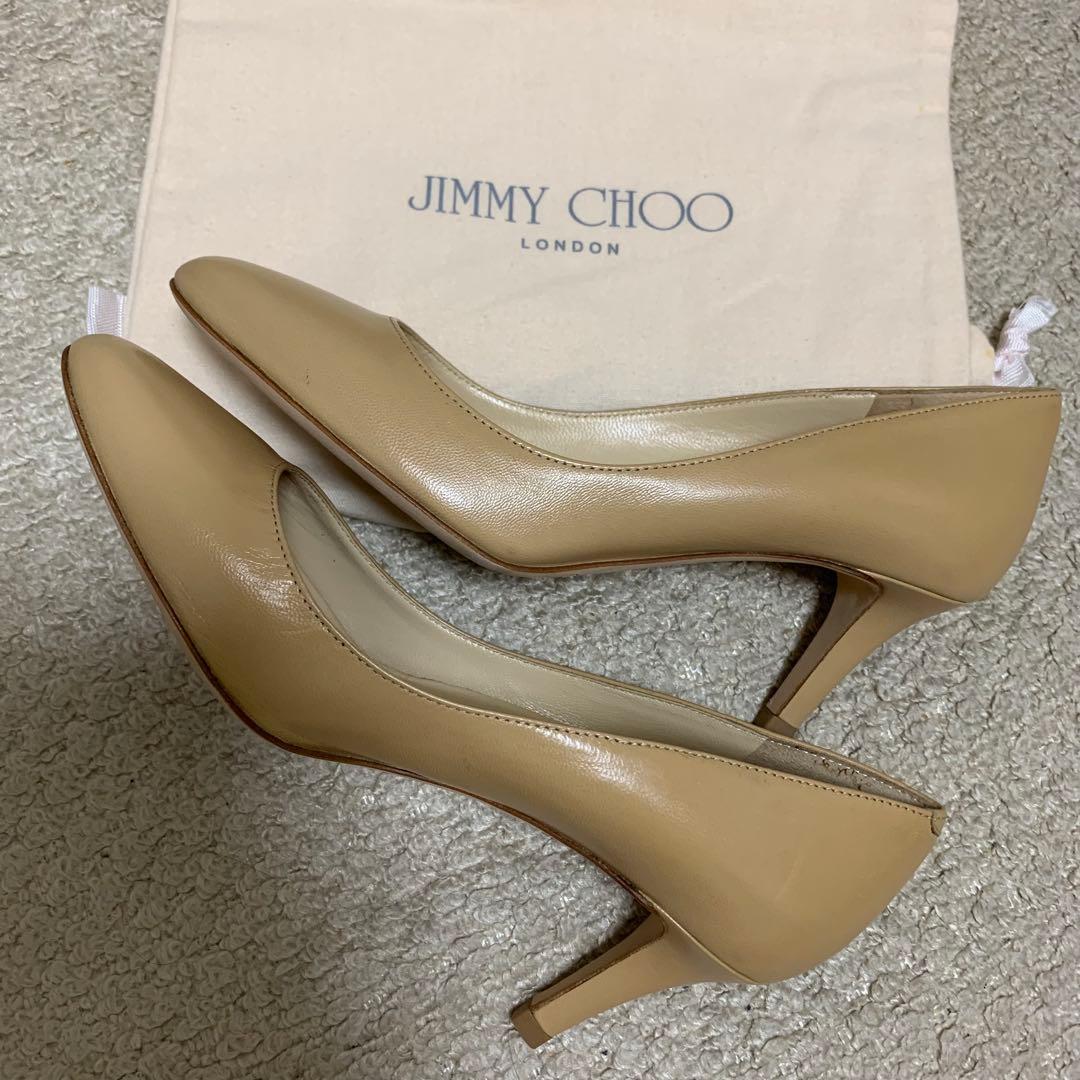 新品】ジミーチュウ ベージュパンプス - メルカリ