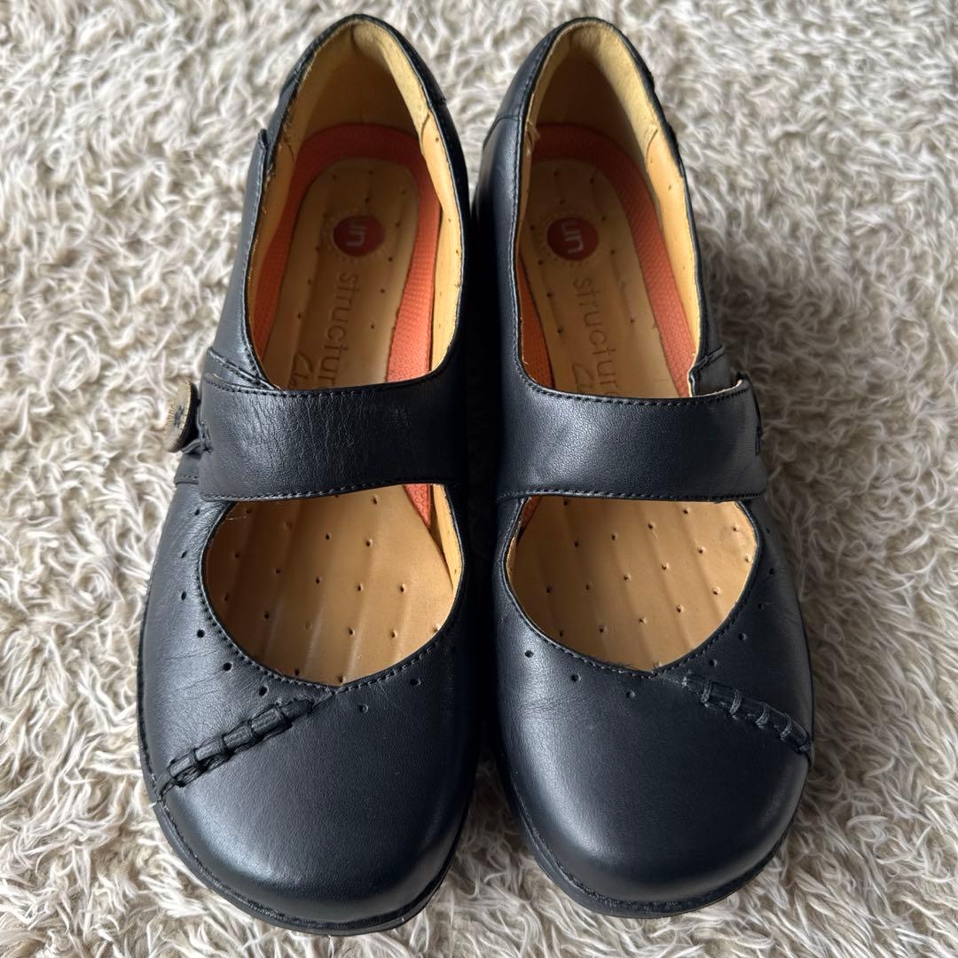 Clarks〈クラークス〉 本革 レザー コンフォートフラットシューズ ブラック