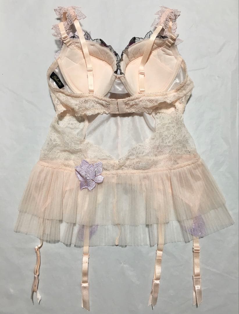 新品 ワコール サルート 83G スリーインワン C75 40周年限定 - メルカリ