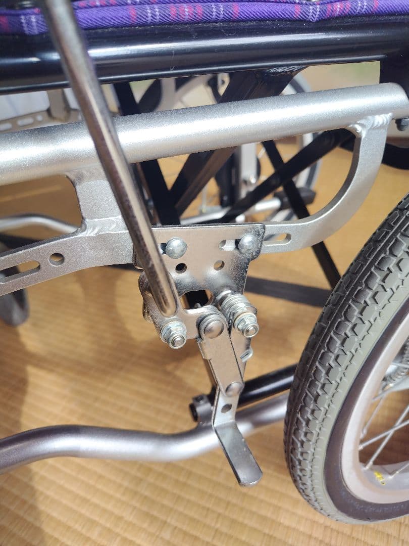 カワムラ KAJ402SB 紫色チェック柄 介助用車椅子 カワムラサイクル