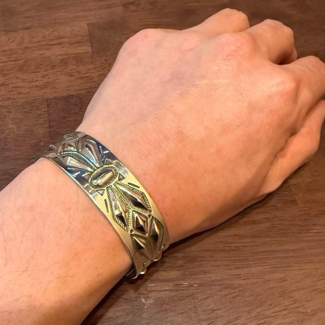 RAY ADAKAI レイアダカイ シルバーバングル - メルカリ