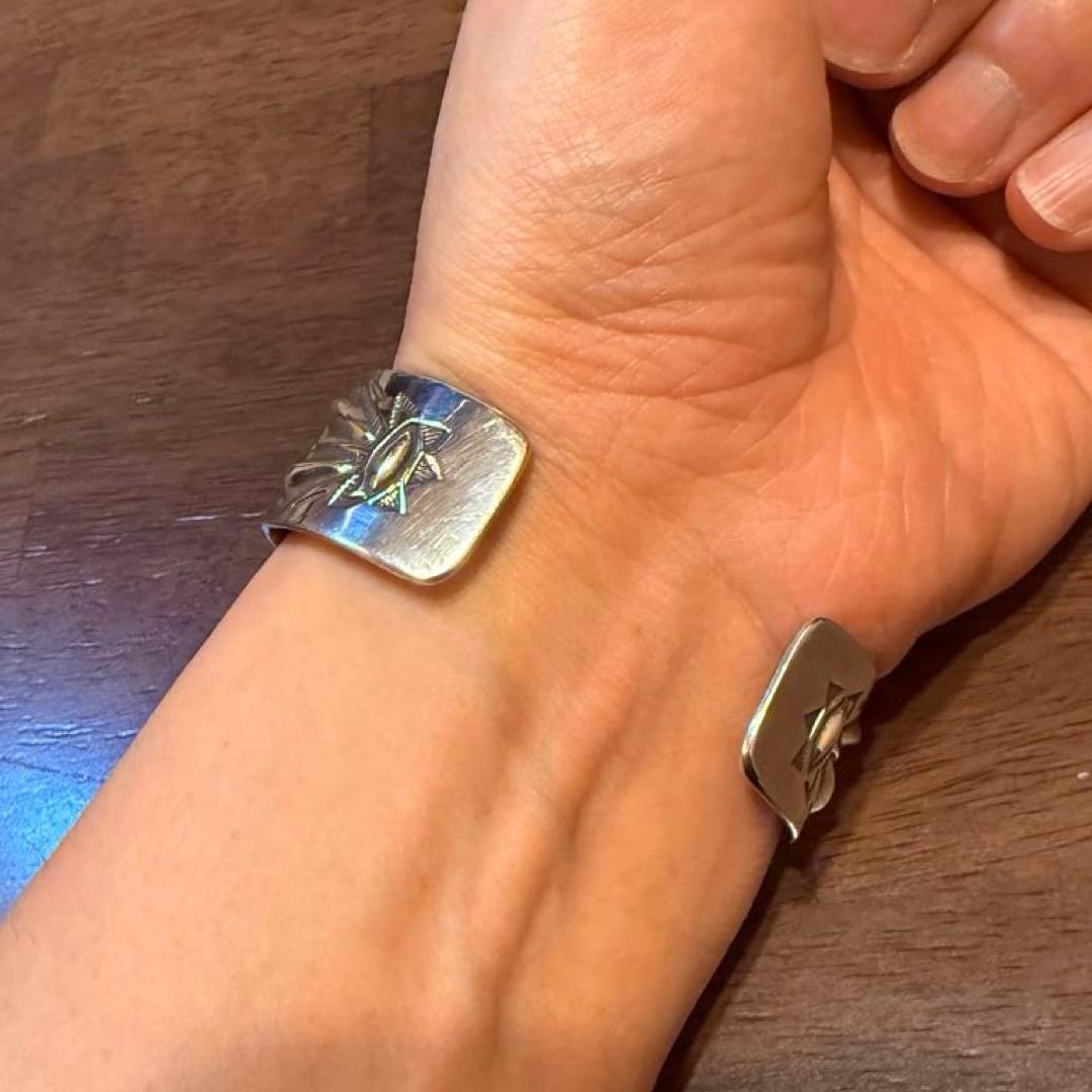 RAY ADAKAI レイアダカイ シルバーバングル - メルカリ