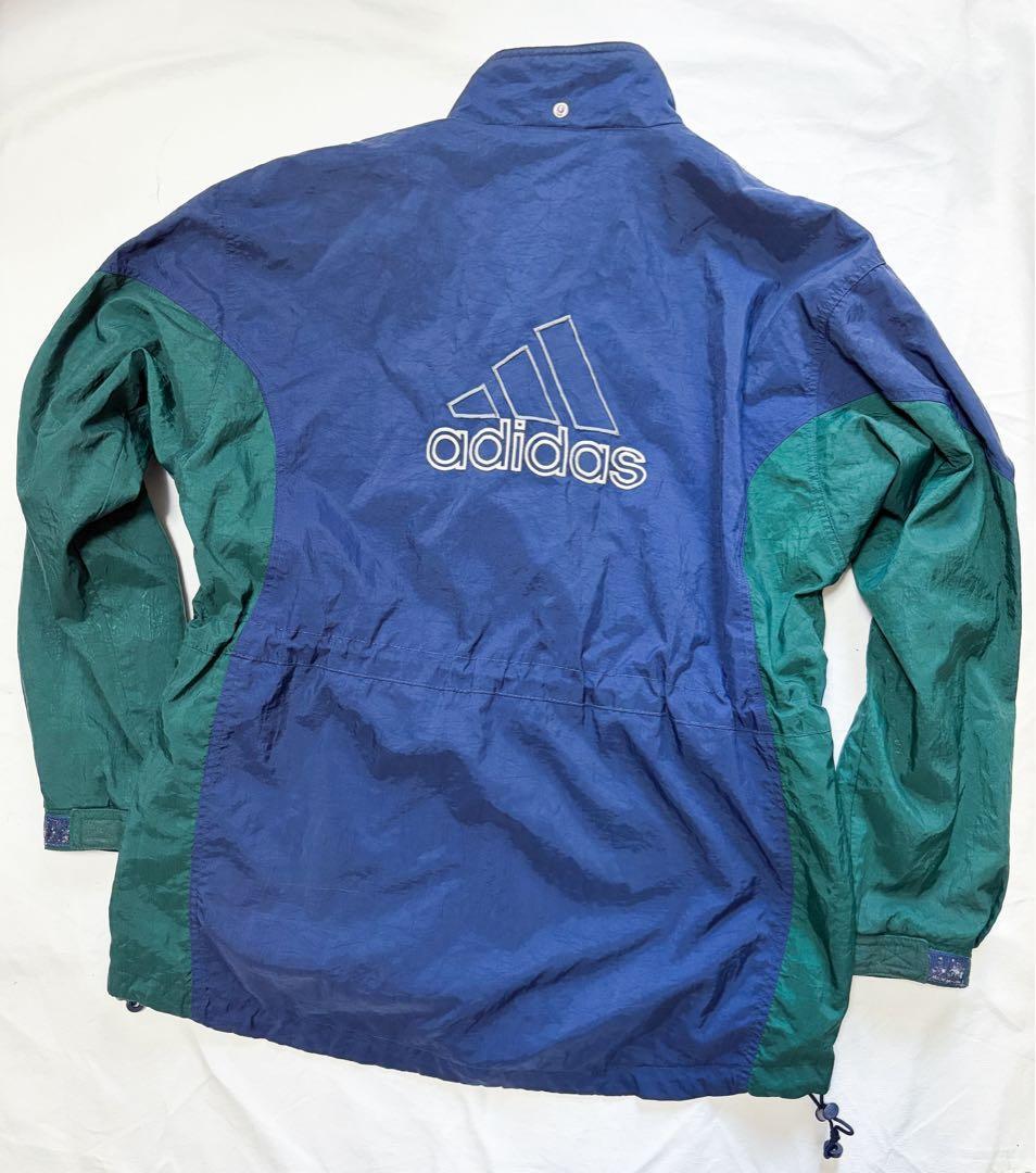 90s アディダス adidas ナイロンジャケット万国旗タグ 背面ロゴ 刺繍