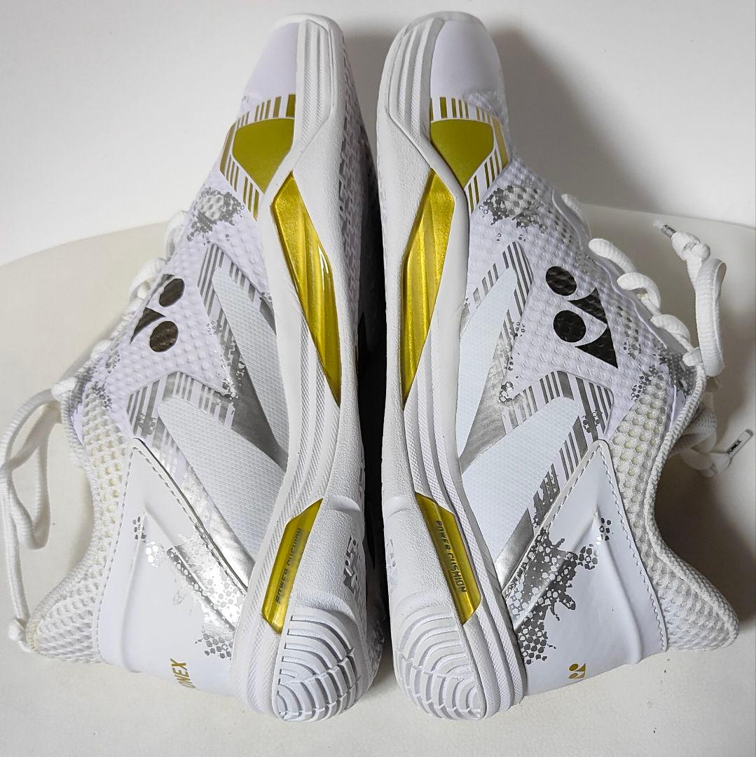 ヨネックス　パワークッション エクリプションZ 24.5cm SHBELZ3M