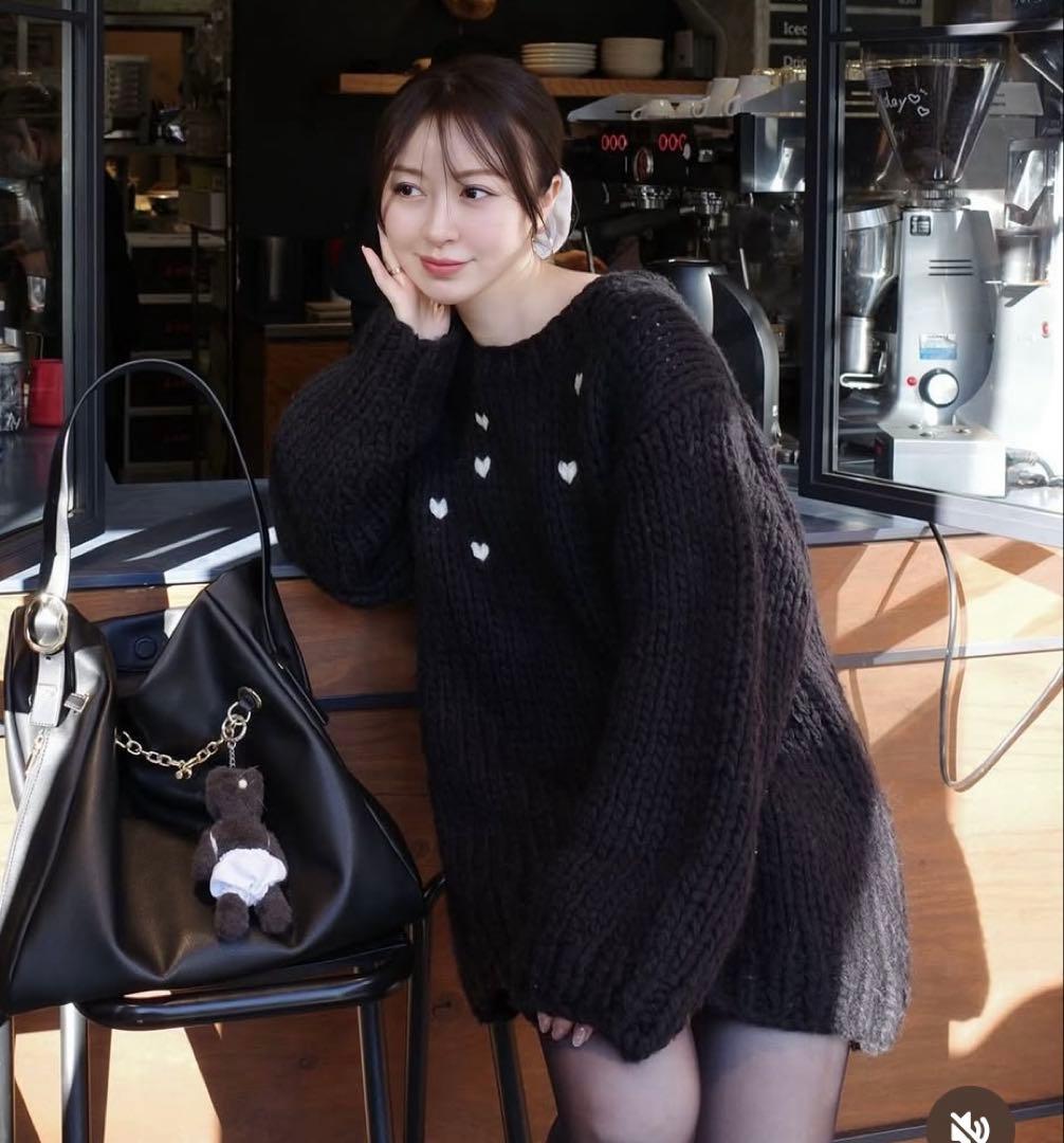 ちばゆかさん愛用♡ THE TOE NOTTING-HILL HEARTニット