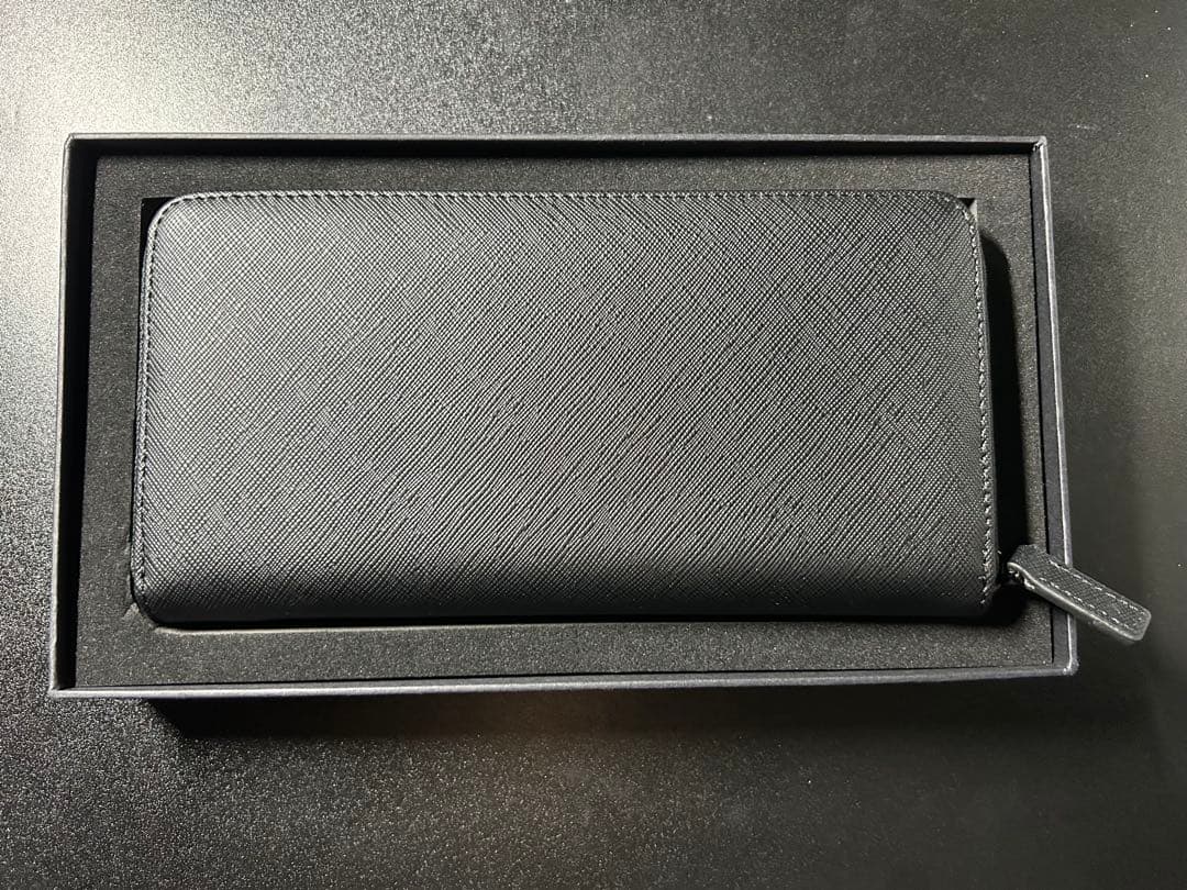 MIA様専用 ⭐️値下げ中⭐️ BLVCK PARIS メンズ 長財布 - メルカリ