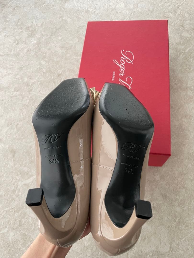 かれん様専用 人気色デザインRoger Vivierロジェヴィヴィエ パンプス