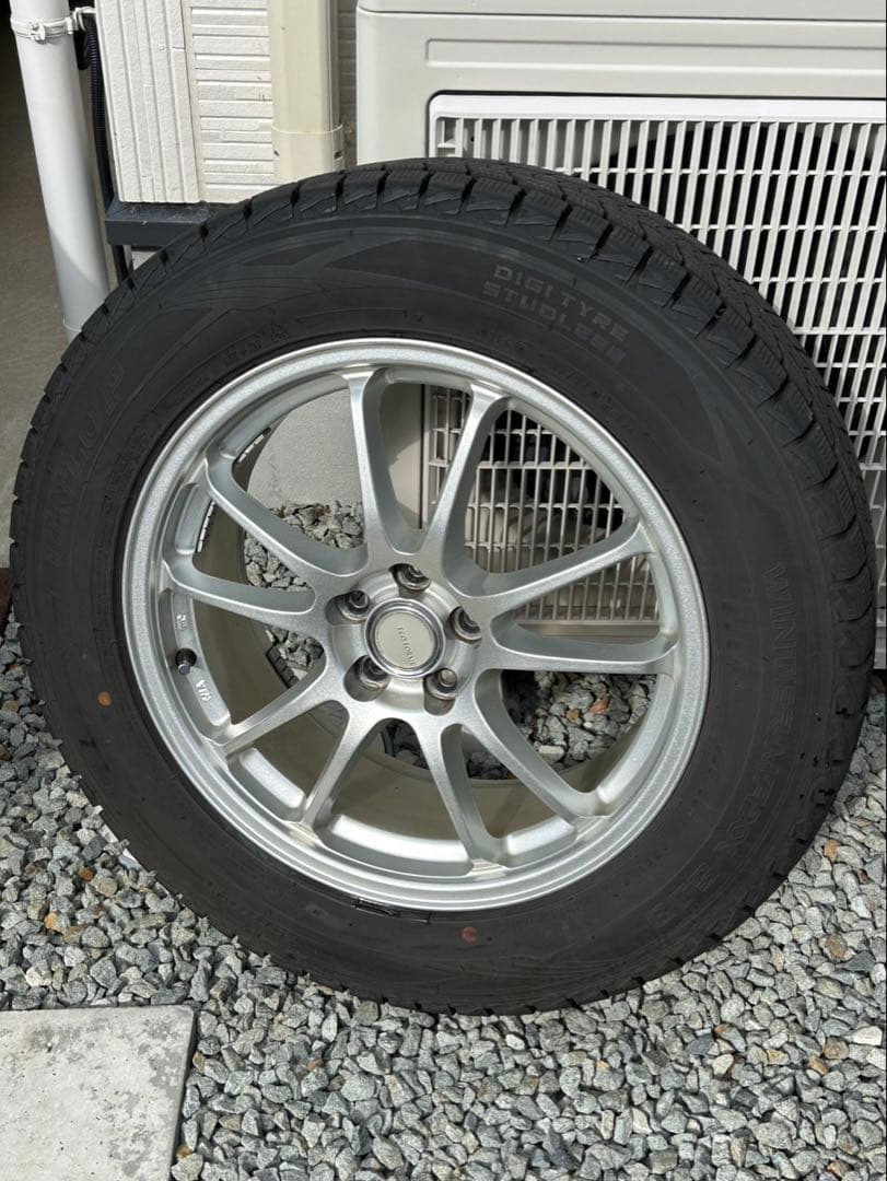 スタッドレスタイヤ 17インチ（ホイール17インチ付き）225/60/R17