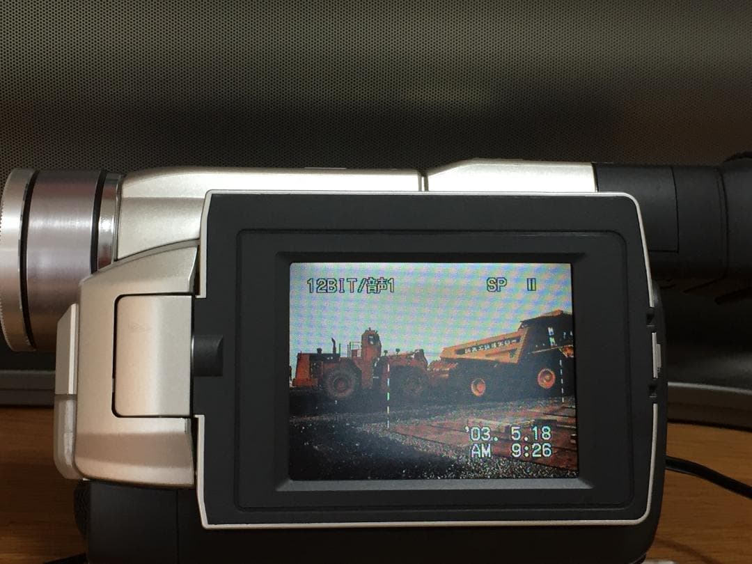 美品 撮影再生ダビングOK　VICTOR　GR-DVA10　付属品有　液晶大画面