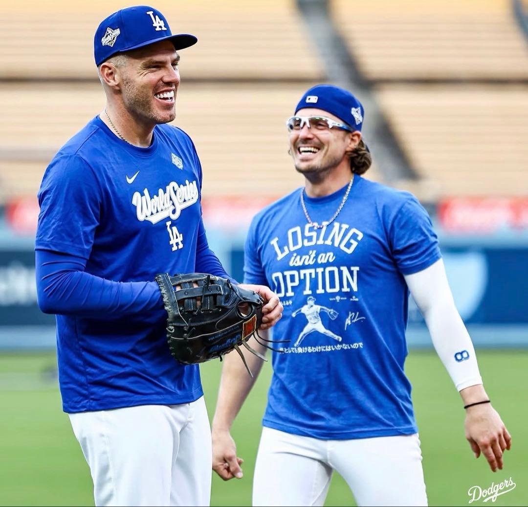 ロサンゼルス 山本由伸投手Losing isn't an Option Tシャツ - メルカリ