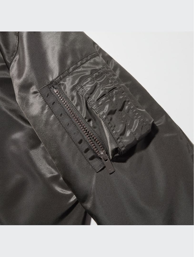 ユニクロ】+J ハイブリッドダウンオーバーサイズMAー1ブルゾン 07GRAY