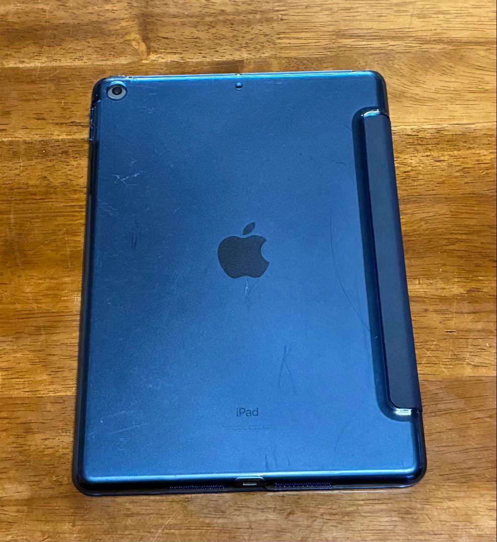 iPad 第9世代 64G 箱付 ケース付 - メルカリ