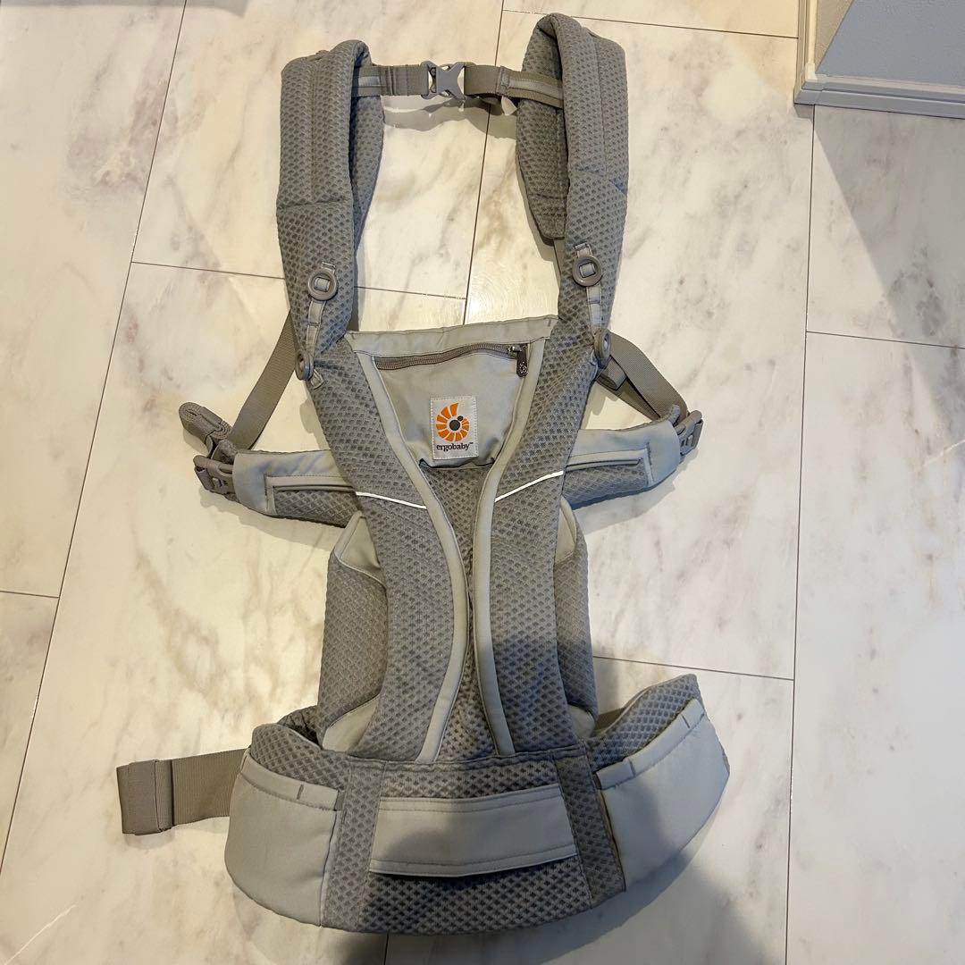 エルゴ オムニブリーズ　抱っこ紐 グレー ergobaby（エルゴベビー） 公式 オムニ ブリーズ グレーパッチワーク