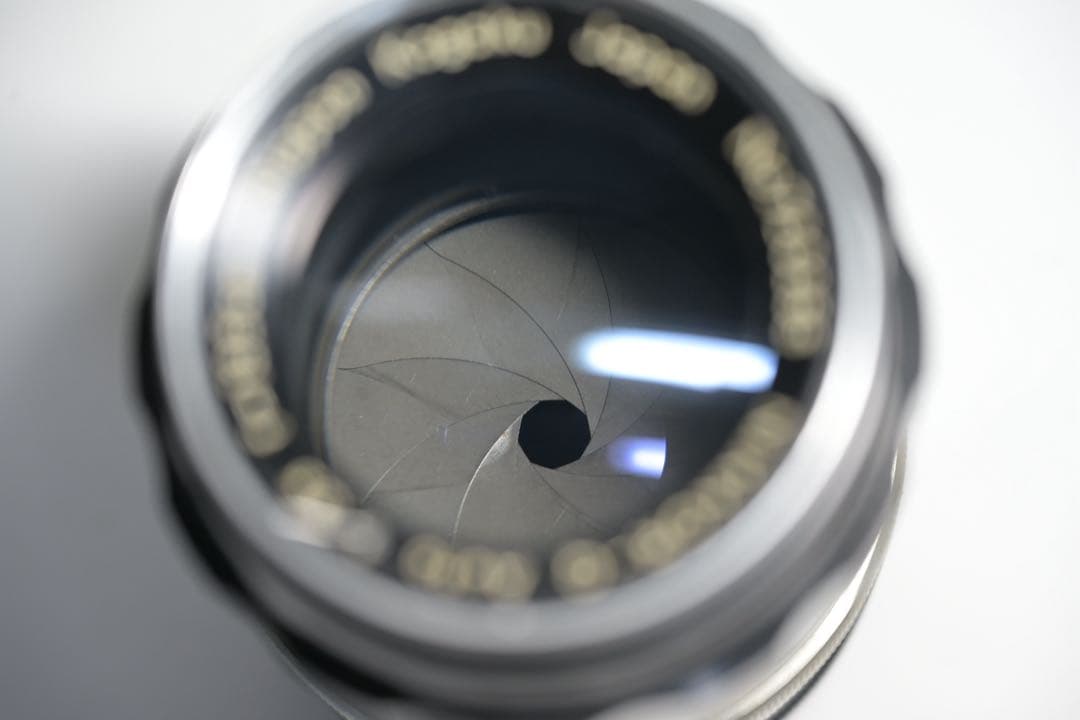 Nikon NIKKOR-Q 13.5cm F3.5 チックマーク ジャンク