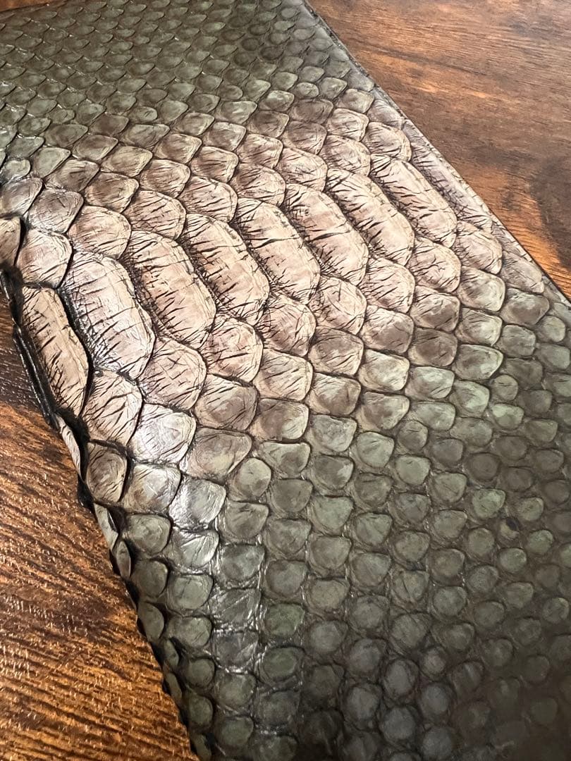 池田工芸 パイソン 長財布 翡翠グリーン - メルカリ