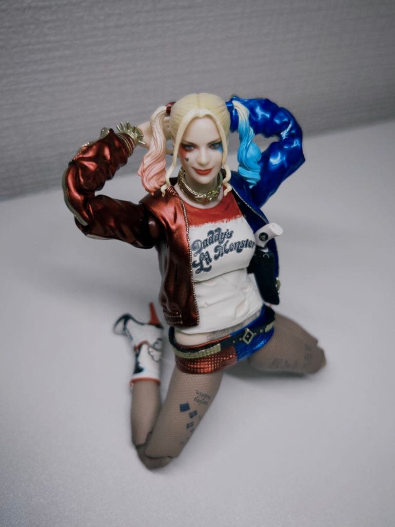 美品 MAFEX マフェックス 033 HARLEY QUINN ハーレークイン - メルカリ