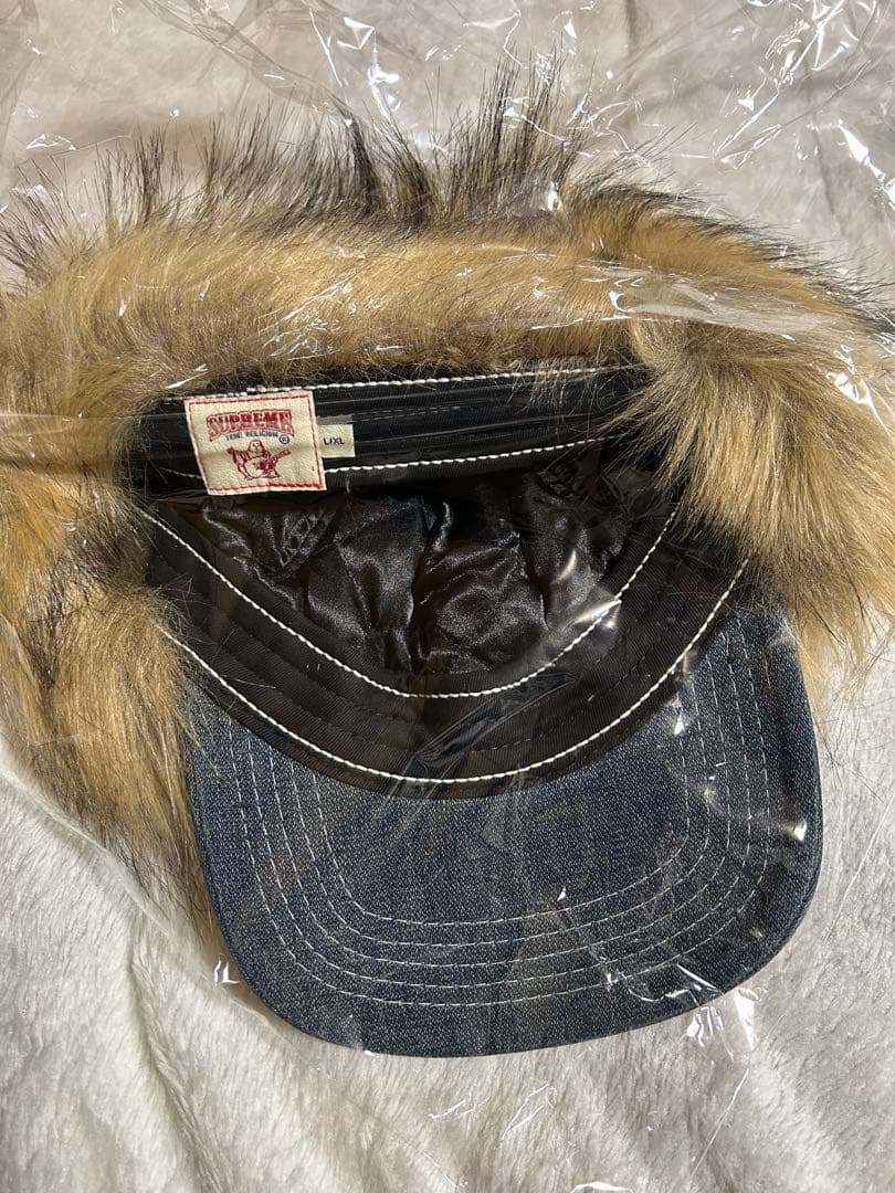 シュプリーム×トゥルーレリジョン イヤ フラップ5パネルキャップ 25aw