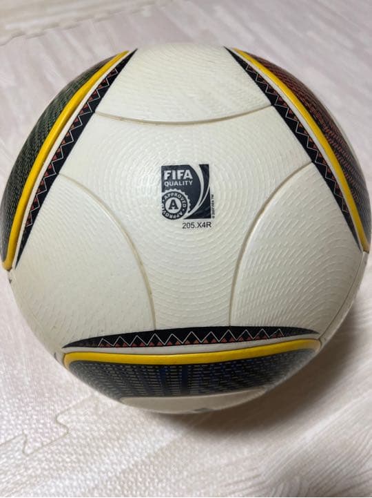2010年W杯公式球 ジャブラニ - メルカリ