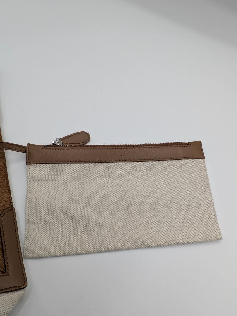 良品✨ バレンシアガ ネイビーカバス キャンバス ベージュ 0LJ - メルカリ