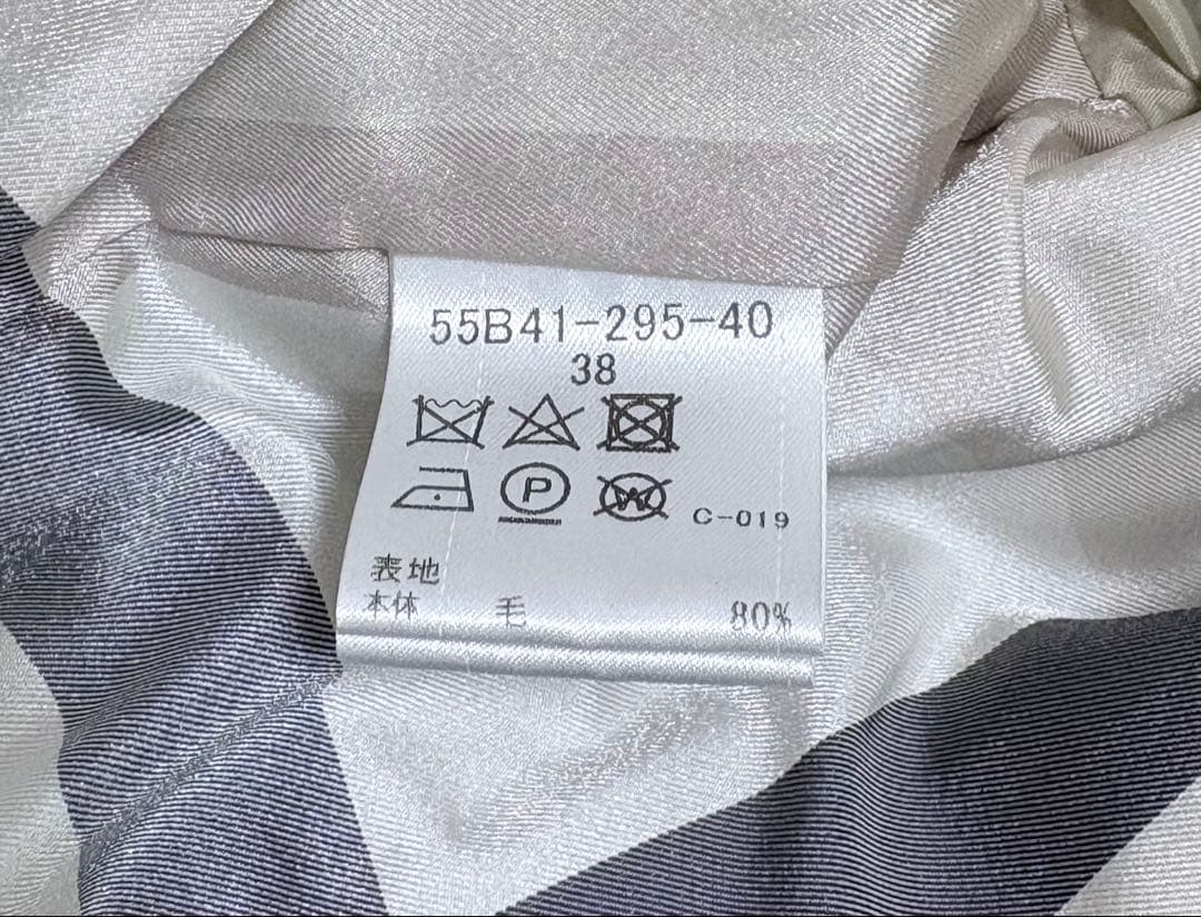 【BLUE LABEL CRESTBRIDGE】 　 -ベージュロングコート−