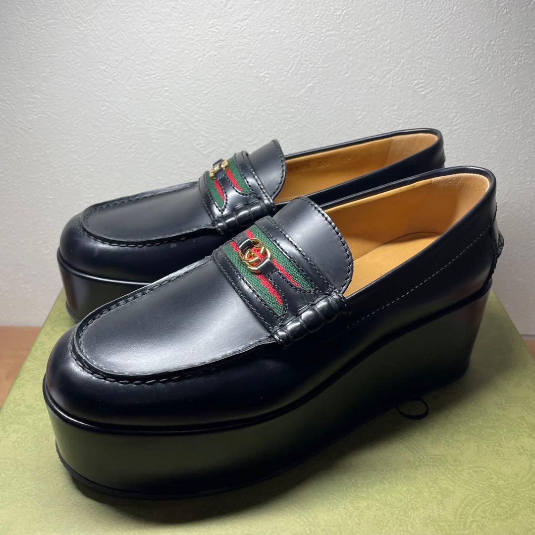 未使用級】GUCCI シェリーライン GG 厚底 ローファー ブラック - メルカリ