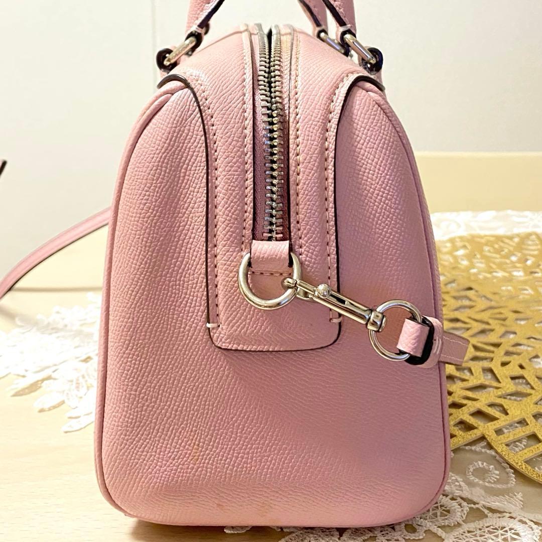 COACH ピンク ミニボストン バッグ - メルカリ