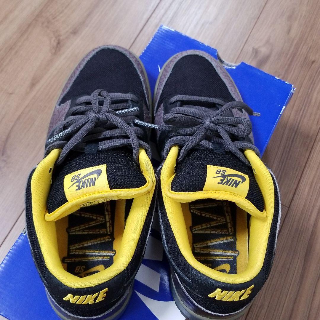 NIKE DUNK LOW PREMIUM SB イエローカーブ - メルカリ