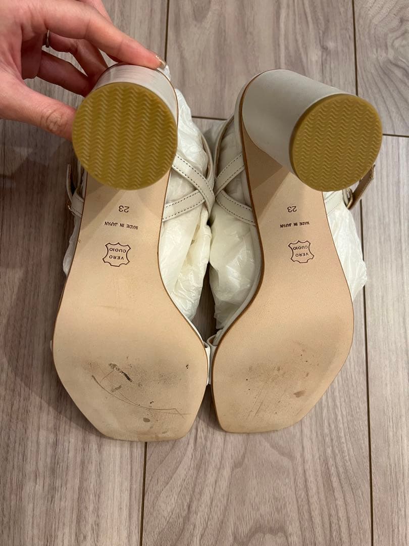 【美品】HAAVE ブライダルシューズ本革 【23.0cm】8.5cmヒール