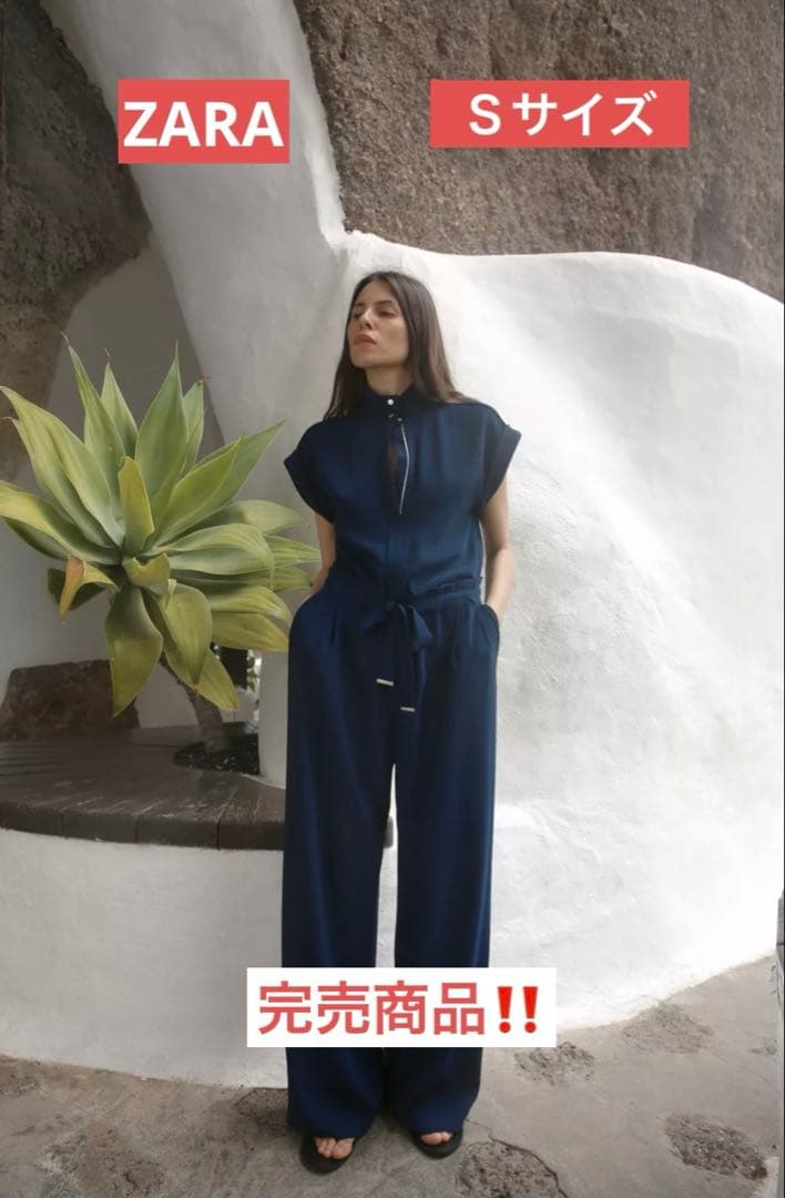 【新品未使用】【完売商品】ZARA ザラ ベルト付き　クレープジャンプスーツ Ｓ 新品】ZARA ベルト付きクレープジャンプスーツ Mサイズ - メルカリ