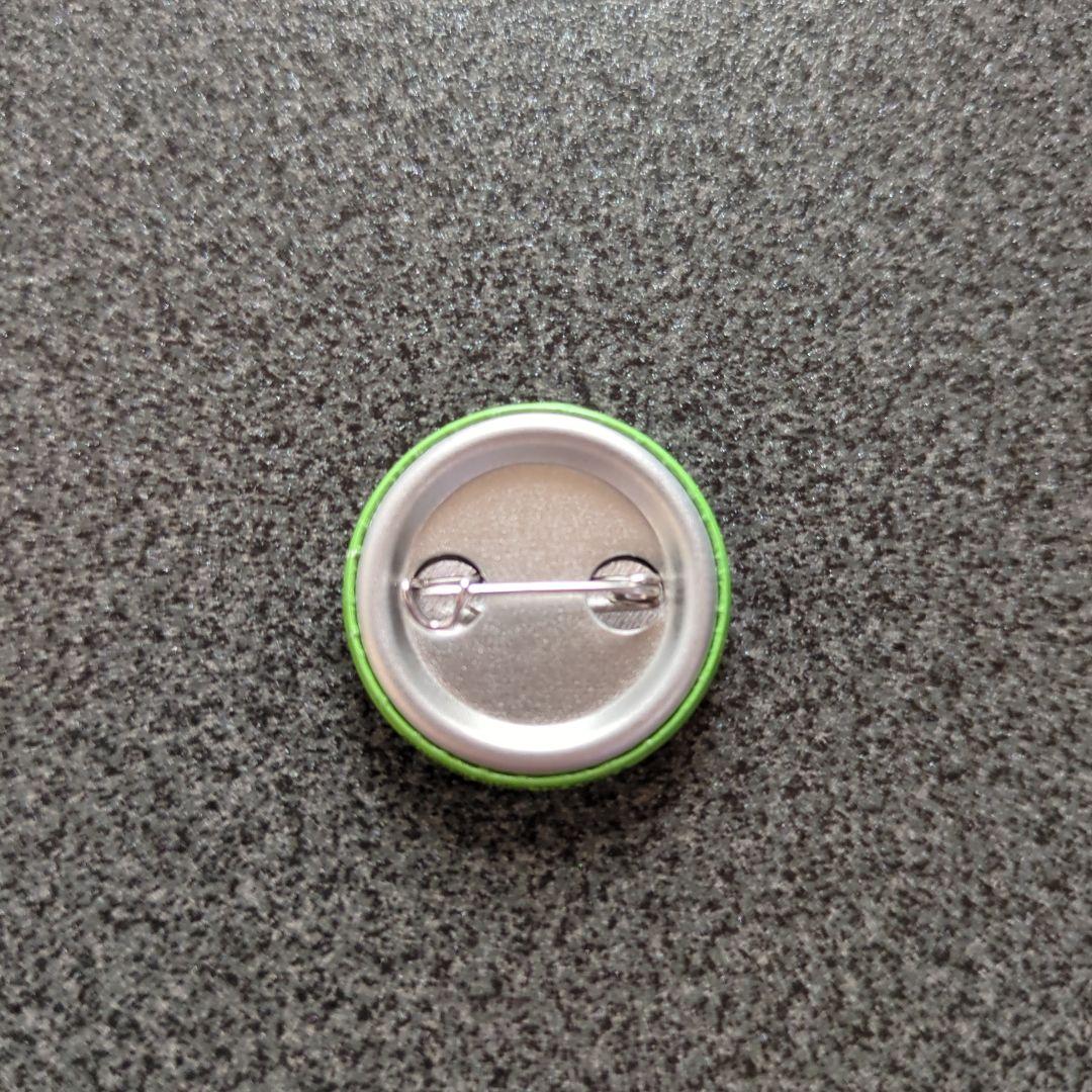 XG 缶バッジ ピンバッジ グッズ ② - メルカリ