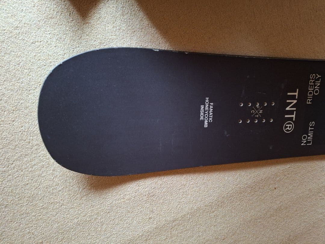 底辺パン職人様専用FNTC TNT® スノーボード - メルカリ