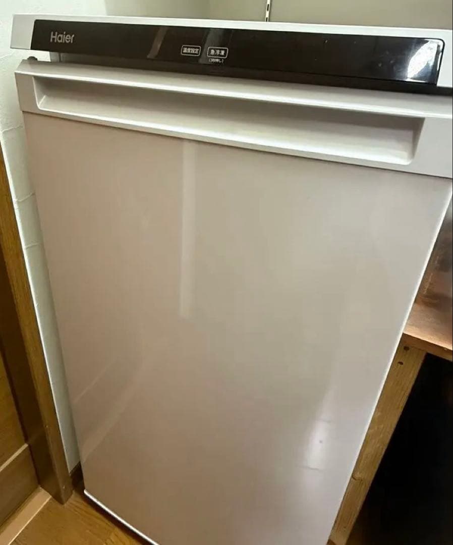 前開き冷凍庫　ハイアール Haierノンフロン　JF-NU102C (W) 軒先渡し】ハイアール 102L 前開き冷凍庫 ハイアール JF-NU102C 1台