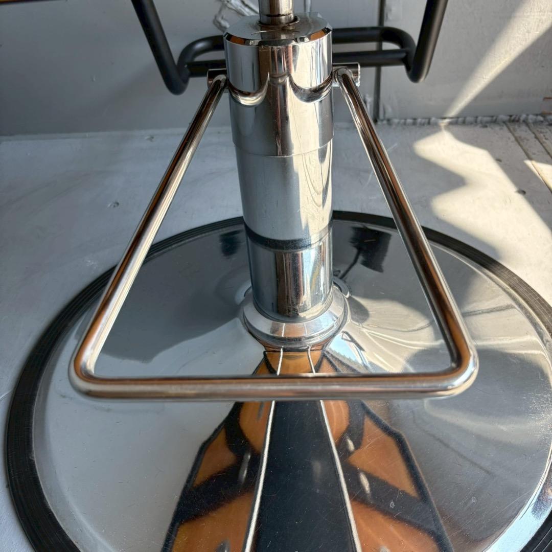 引き取り限定】 スタイリングチェア サロン椅子 セット椅子 美容室