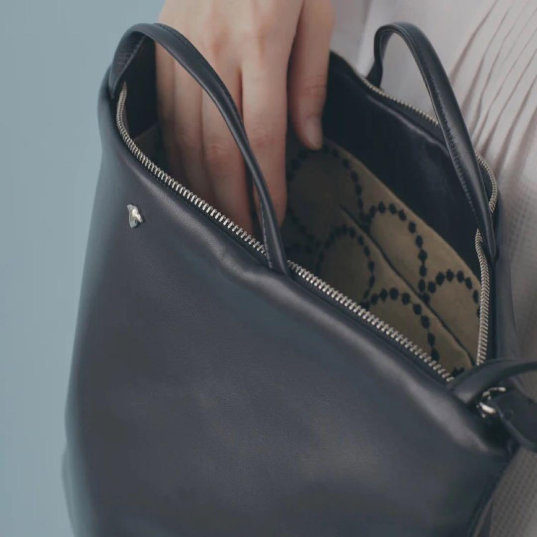 ✨新品✨24ss✨ミナペルホネン✨kostea✨タンバリン✨レザーバッグ