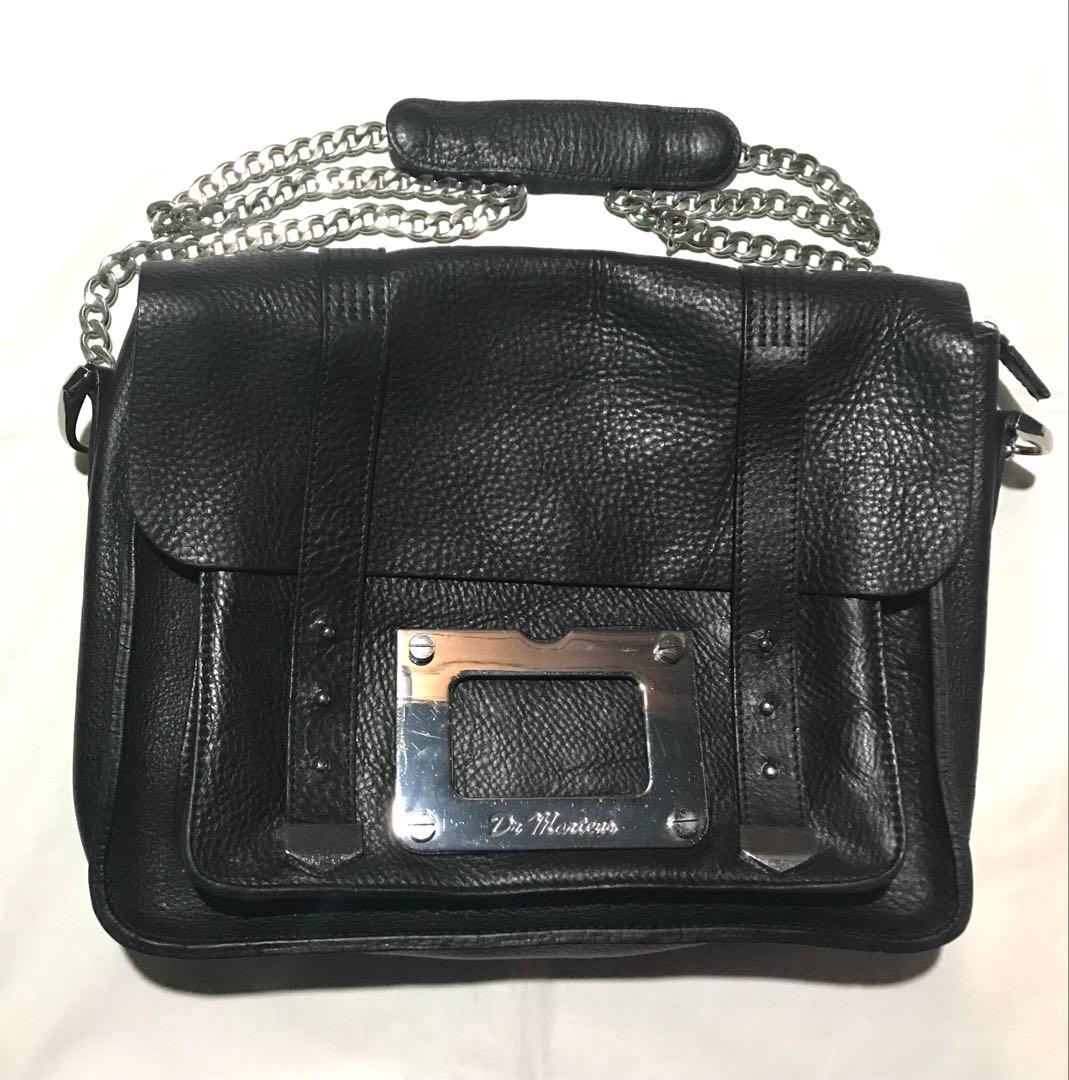 Dr.Martens レザーショルダーバッグ ドクターマーチン 本革 チェーン
