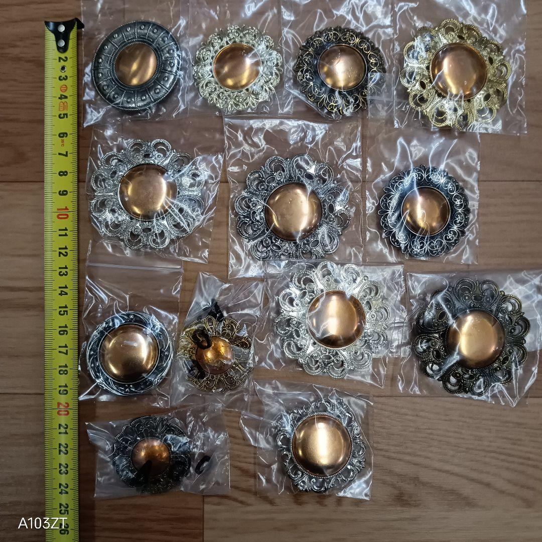 未使用 七宝焼 材料 ブローチ 200個 まとめて 2.8kg アクセサリー材料