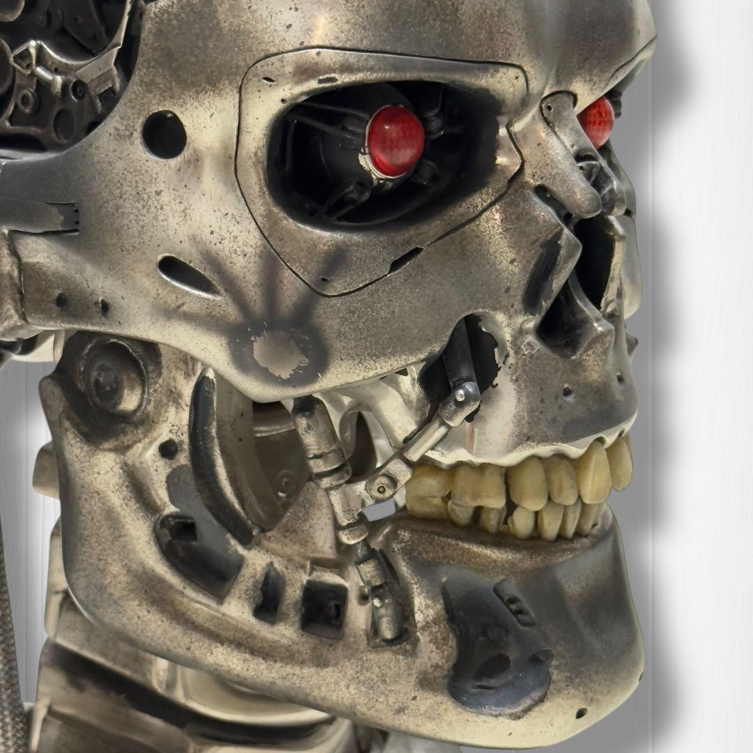 希少品】T-800 ENDSKULL PROP REPLICA - メルカリ