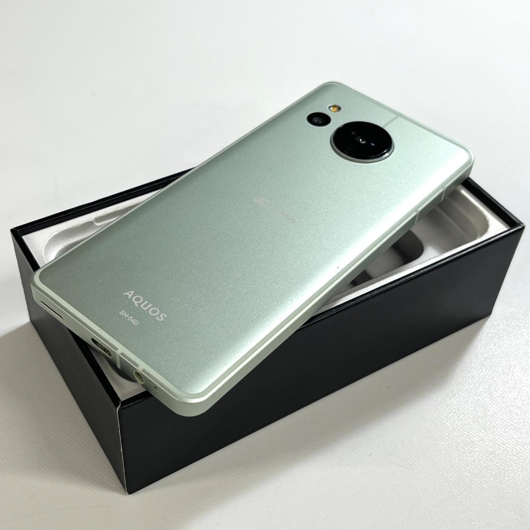 良品】AQUOS sense8 128GB｜SIMフリー ｜SH-54D - メルカリ