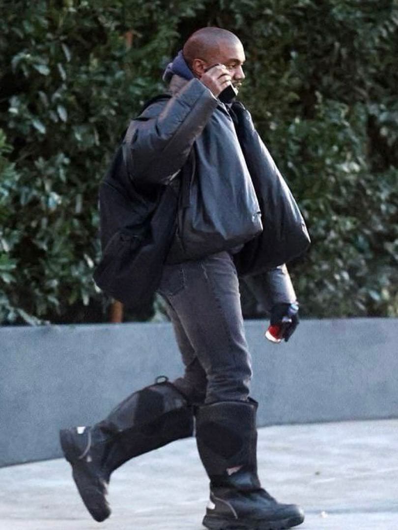 yeezy gap down jacket - メルカリ