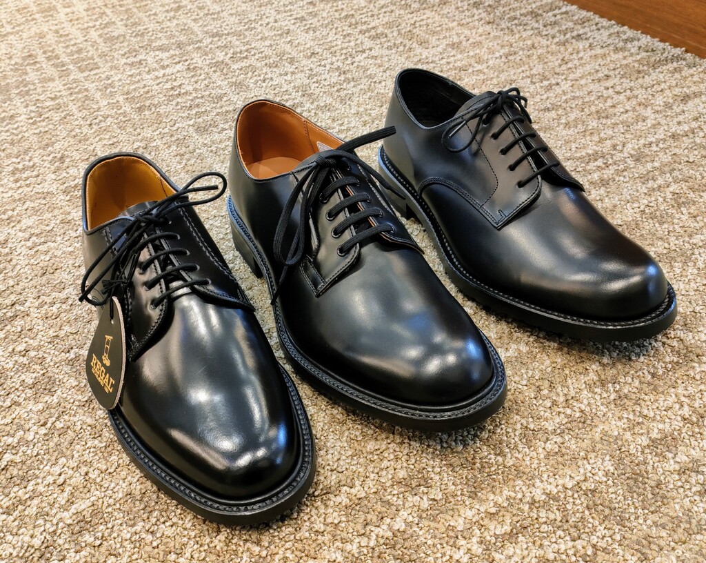 硬くて重い VS 柔らかくて軽い【プレーントウ】 | 靴のリーガル