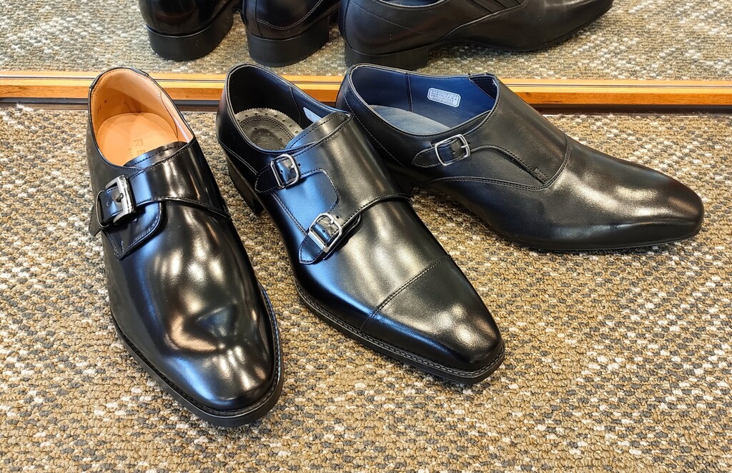 楽」だけじゃない。印象別モンクストラップシューズ特集 | 靴の