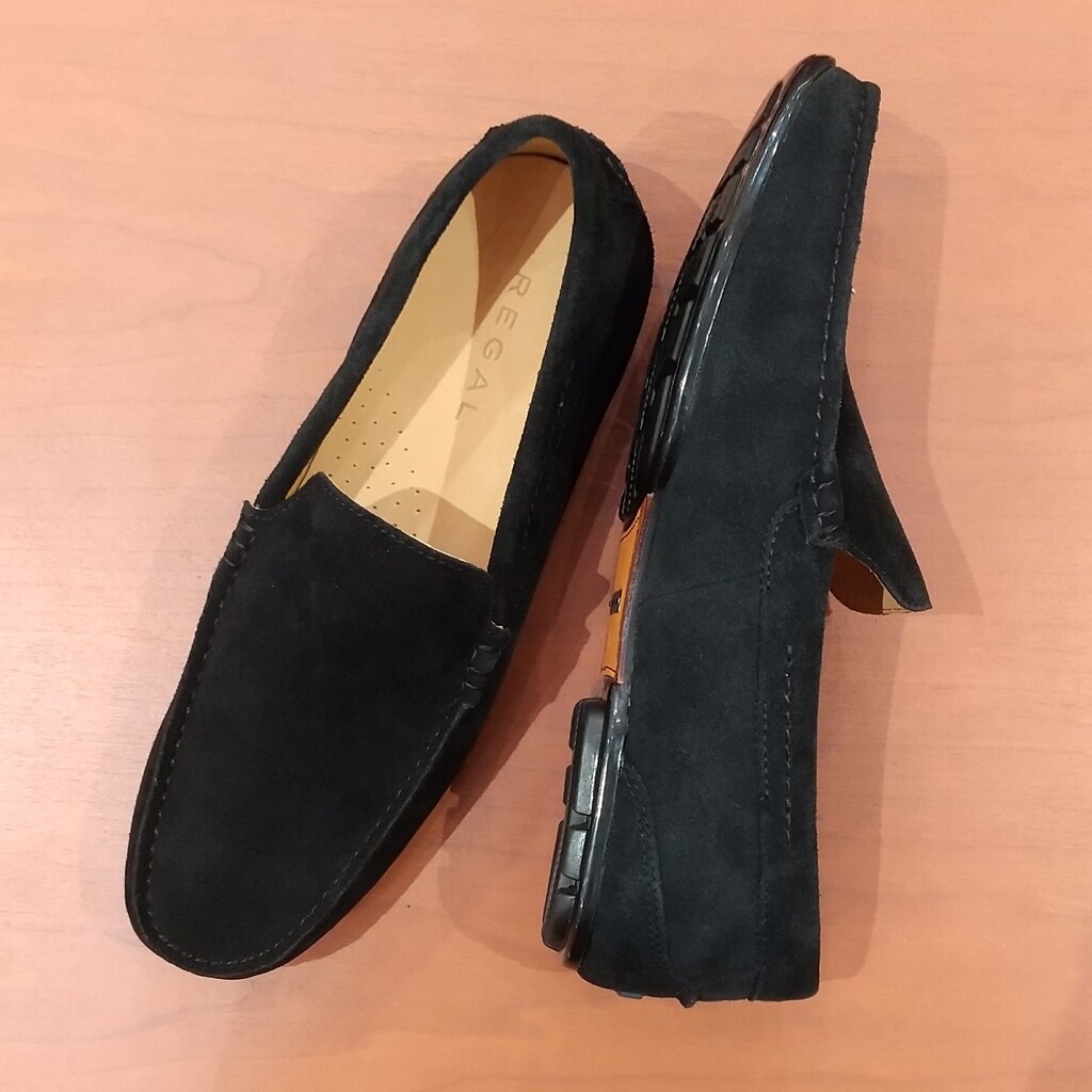 素材感で違いを魅せる【ブラックスエード】 | 靴のリーガル