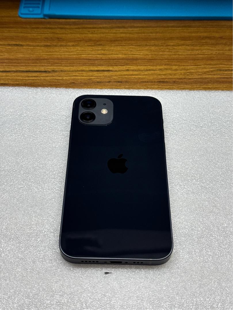 Apple iPhone 12 - Unlocked, 128GB, Black, A2172 - LZDE61735 - Swappa