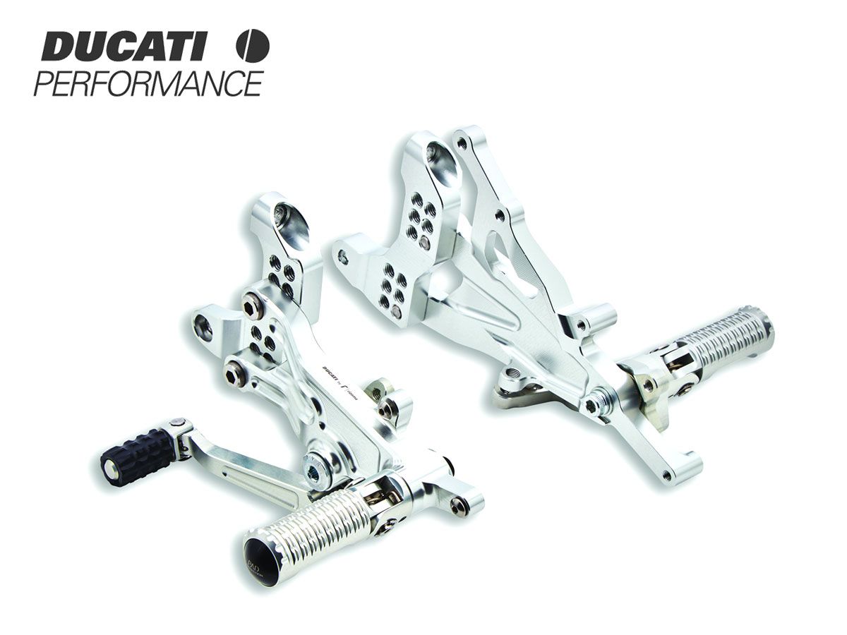 ADJUSTABLE REAR SETS RIDER RIZOMA FOR DUCATI PANIGALE V4 / S / R
